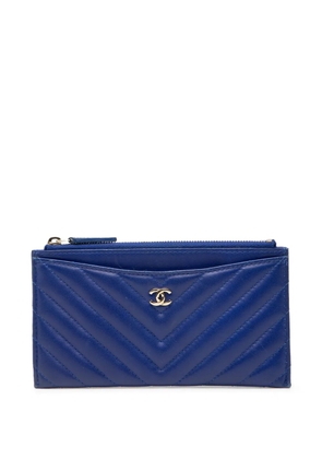 CHANEL Pre-Owned 2017-2018 CC Chevron Calfskin Zip Wallet long wallets - Blue