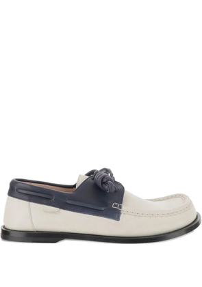 LOEWE two-tone boat shoes - White