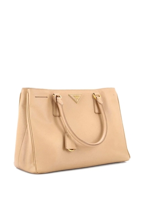 Prada Pre-Owned Gardener's Saffiano Leather Medium tote bag - Neutrals