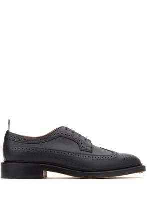 Thom Browne pebbled leather longwing brogues - Black