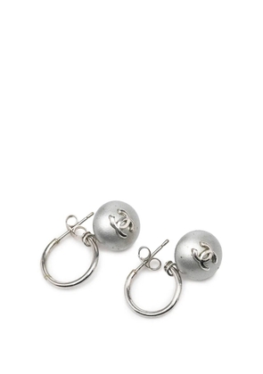 CHANEL Pre-Owned 1999 Silver Plated Hoop Drop Earrings costume earrings