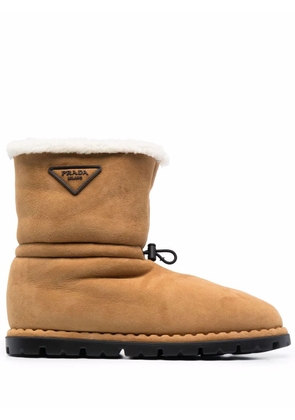Prada shearling drawstring boots - Neutrals