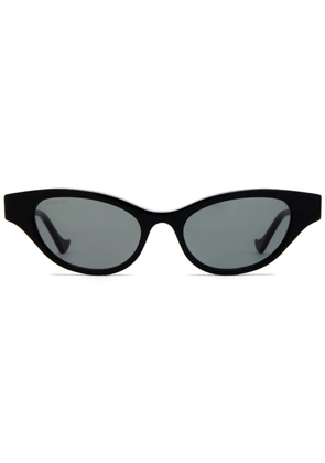 Gucci Eyewear cat-eye frame sunglasses - Black