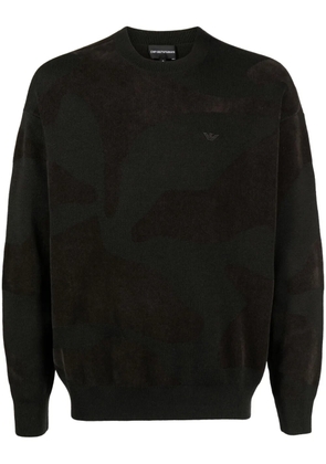 Emporio Armani logo-embroidered camouflage-pattern jumper - Green