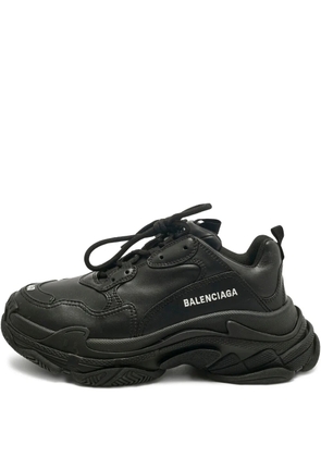 Balenciaga Pre-Owned Triple S lace-up sneakers - Black