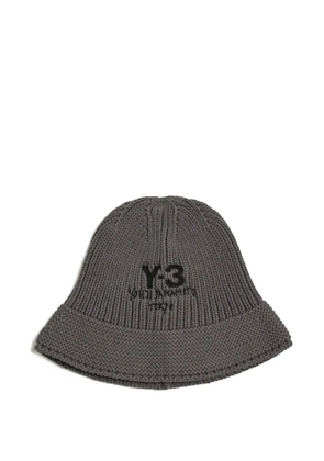 Y-3 logo-appliqué knitted bucket hat - Grey