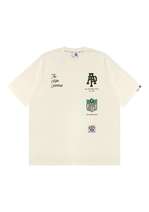 AAPE BY *A BATHING APE® embroidered-patch T-shirt - Neutrals