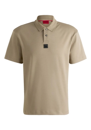 HUGO logo-patch polo shirt - Neutrals