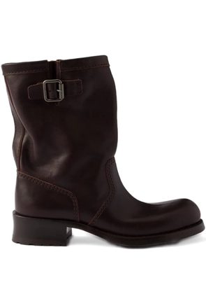 Prada 40mm logo-buckle leather boots - Brown