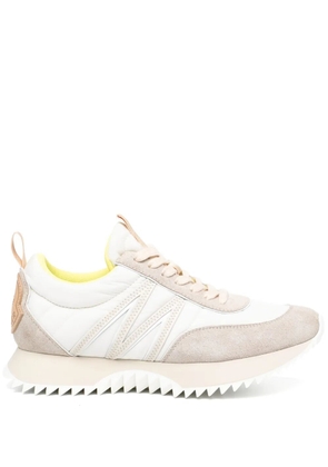 Moncler Pacey low top trainers - White