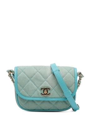 CHANEL Pre-Owned 2021 Mini CC Quilted Denim Messenger Flap crossbody bag - Blue