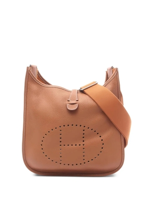 Hermès Pre-Owned 2022 Evelyn 3 Trois PM shoulder bag - Brown