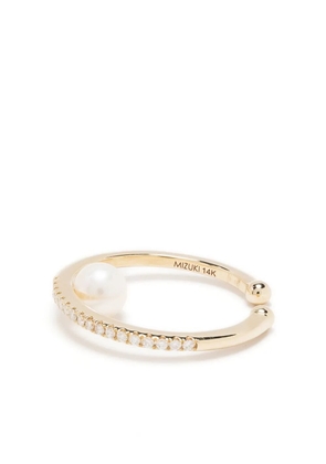 Mizuki 14kt yellow gold Sea of Beauty diamond and pearl ear cuff