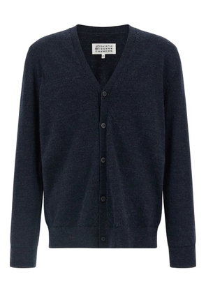 Maison Margiela elbow-patch V-neck cardigan - Blue