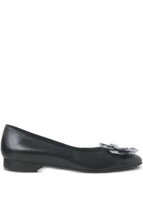 CHANEL Pre-Owned Camellia leather ballet flats - Black