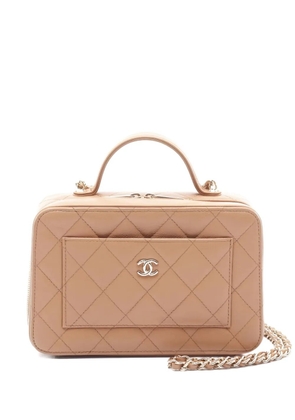 CHANEL Pre-Owned 2021s Matelassé Vanity Bag Chain shoulder bag - Neutrals