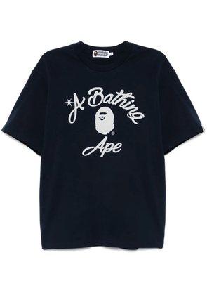 A BATHING APE® chain stitch college T-shirt - Blue