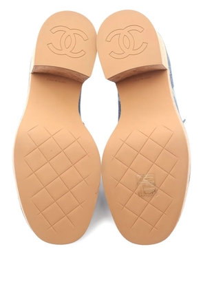 CHANEL Pre-Owned 1986-1988s 70mm Coco chain platform loafers - Blue