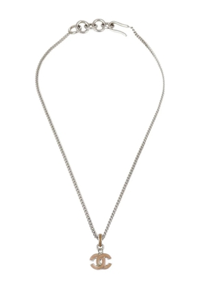 CHANEL Pre-Owned 2004 CC-pendant necklace - Silver