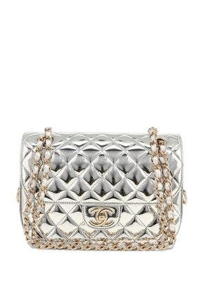CHANEL Pre-Owned Timeless quilted chain-strap cross body bag - Silver