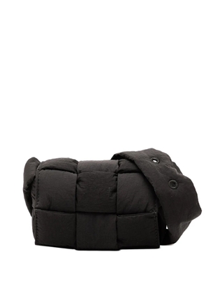 Bottega Veneta Pre-Owned 2012-2025 Candy Nylon Intrecciato Padded Tech Cassette crossbody bag - Black