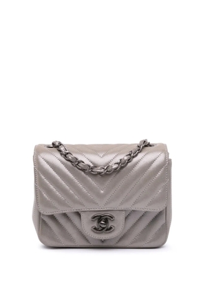 CHANEL Pre-Owned 2016-2017 Mini Square Classic Chevron Iridescent Calfskin Single Flap crossbody bag - Brown