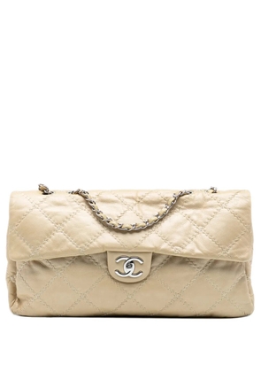 CHANEL Pre-Owned 2011 Quilted Lambskin Ultimate Stitch Flap shoulder bag - Brown