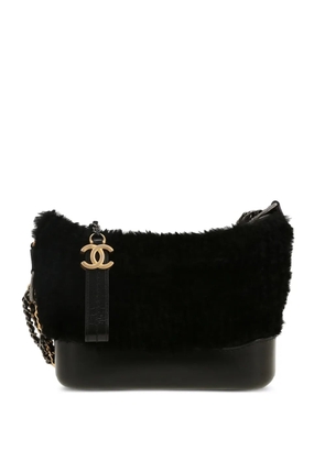 CHANEL Pre-Owned 2019 small Gabrielle fur-trim shoulder bag - Black