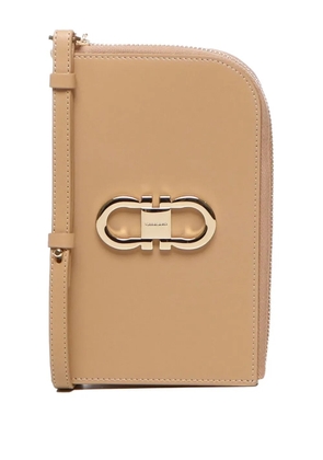Ferragamo gancini-plaque zip-around wallet - Neutrals