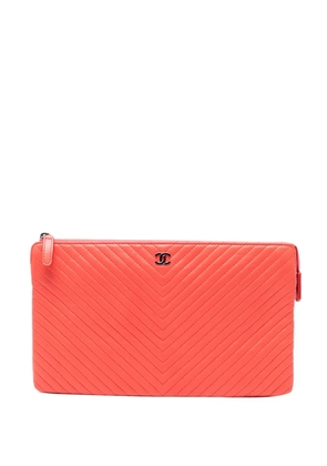 CHANEL Pre-Owned 2016-2017 CC Chevron Calfskin Zip clutch bag - Orange