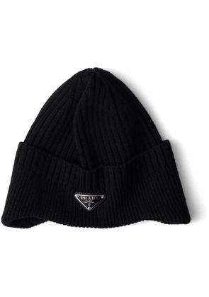 Prada enamel-logo wool beanie - Black