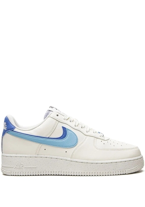 Nike Air Force 1 'Double Swoosh - Blue Chill' sneakers - White