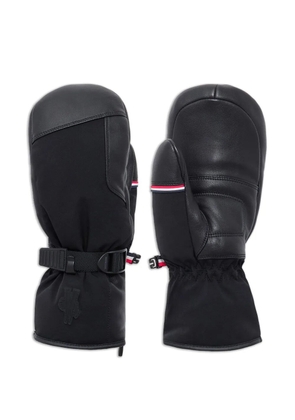 Moncler buckle strap gloves - Black