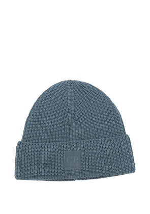 C.P. Company ribbed logo beanie - Blue