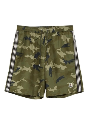 Moncler camouflage-print track shorts - Green
