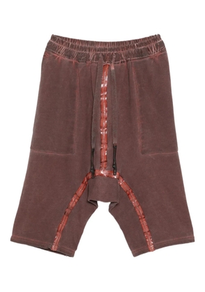 69 BY ISAAC SELLAM elasticated-waistband drop-crotch shorts - Red