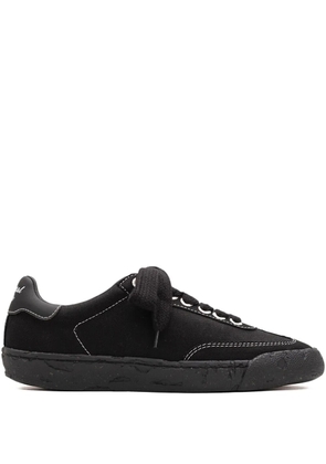 General Scale. canvas low-top sneakers - Black