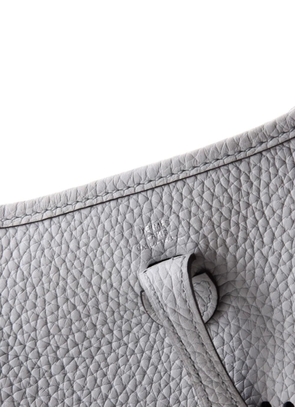 Hermès Pre-Owned Evelyne Bag Gen III Clemence TPM crossbody bag - Blue