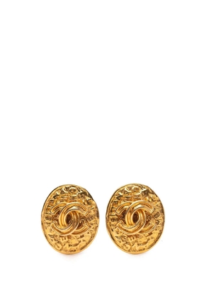 CHANEL Pre-Owned 1995 Gold Plated CC Oval Clip on Earrings costume earrings