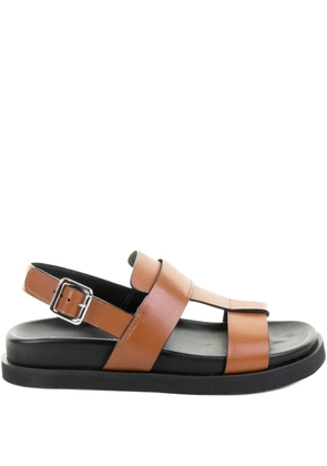 GUGLIELMO ROTTA buckle-fastening leather sandals - Brown