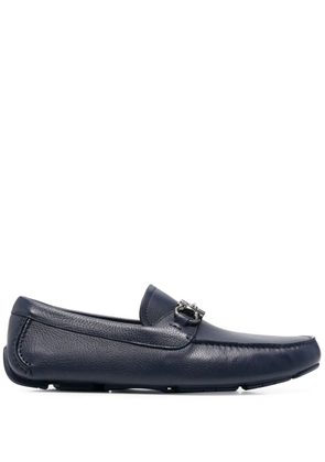 Ferragamo Gancini-buckle loafers - Blue