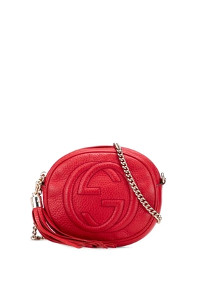 Gucci Pre-Owned 2016-2025 Mini Pebbled Calfskin Soho Chain crossbody bag - Red