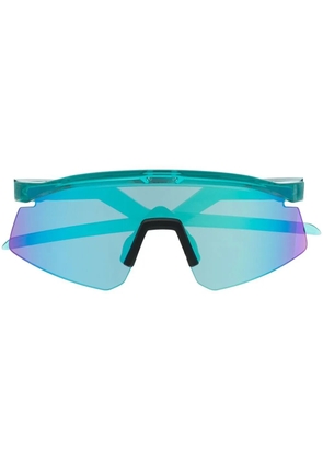 Oakley logo-print tinted sunglasses - Green