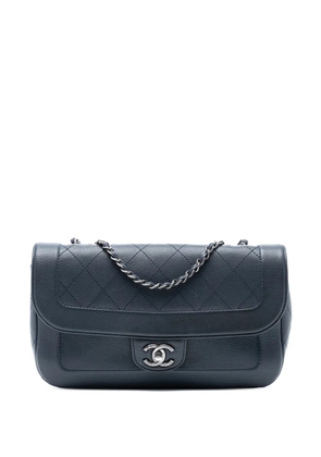 CHANEL Pre-Owned 2014-2015 CC Diamond Stitch Caviar Flap crossbody bag - Blue