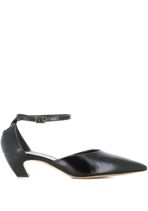 Le Monde Beryl ankle-strap pointed-toe pumps - Black