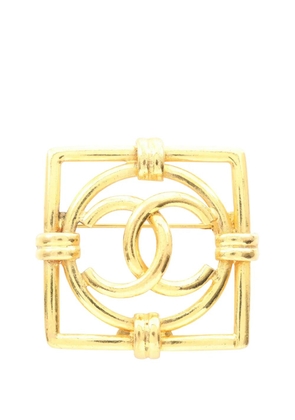CHANEL Pre-Owned 1980-1990 Gold Plated CC Square Brooch costume brooch