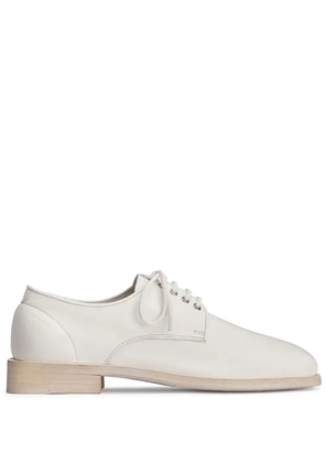 LEMAIRE Anatomic Derbie shoes - White