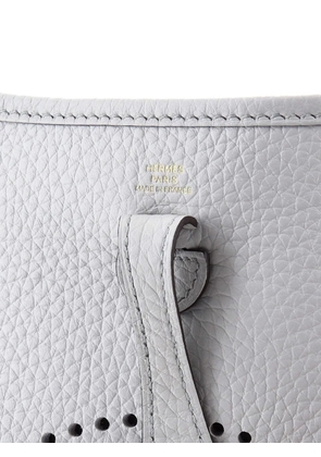 Hermès Pre-Owned Evelyne Bag Gen III Clemence TPM crossbody bag - Blue
