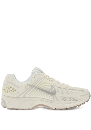 Nike Zoom Vomero 5 metallic sneakers - Neutrals