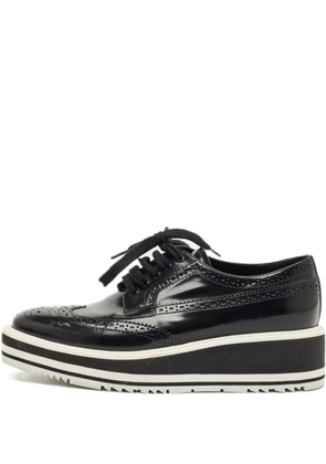 Prada Pre-Owned lace-up platform sneakers - Black